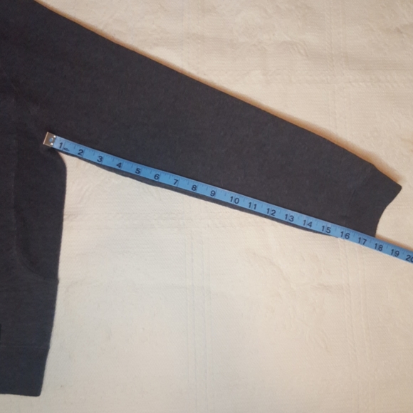 Roots Athletics Women's Grey Hoodie, Medium - Picture 13 of 15